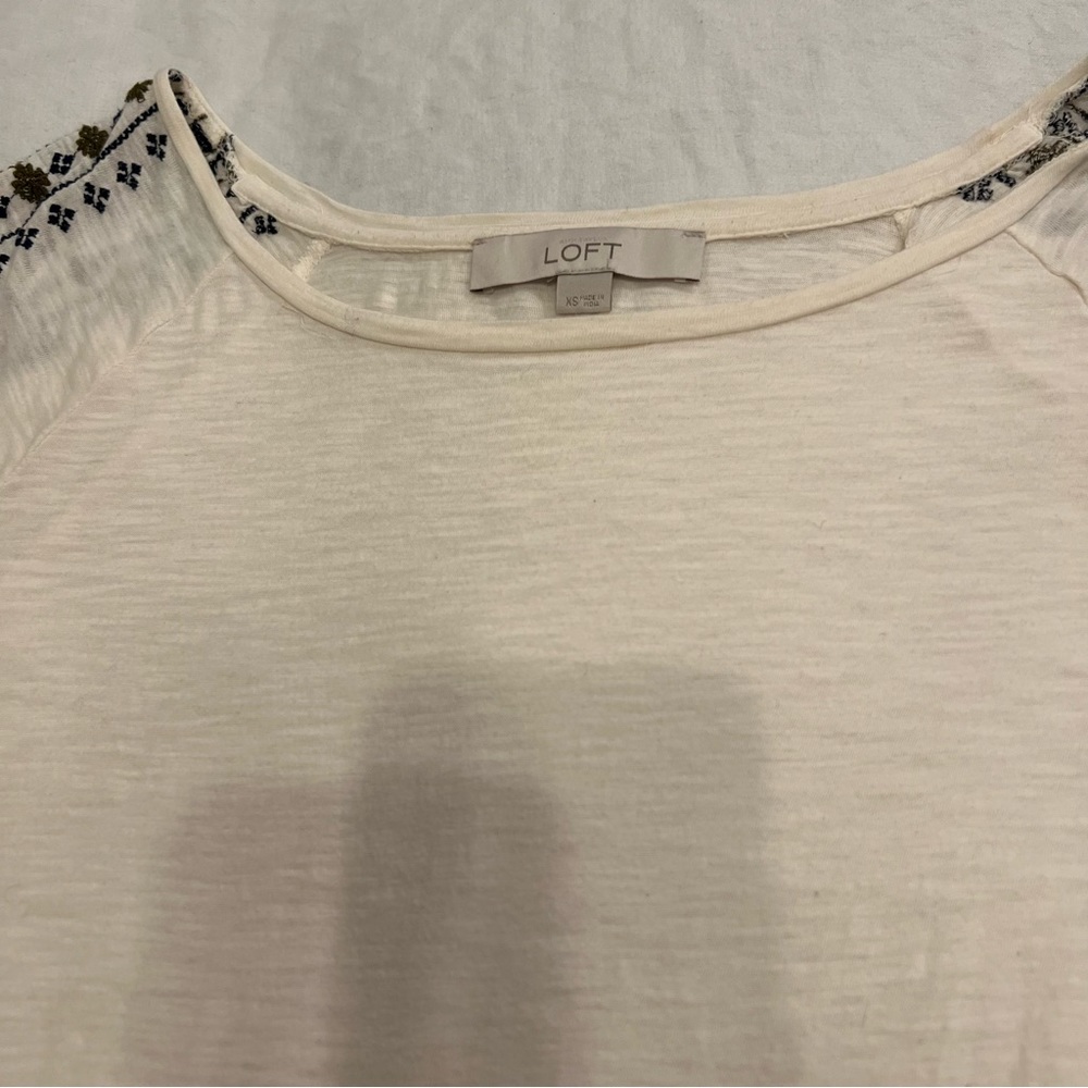 Embroidered Top - Picture 3 of 5